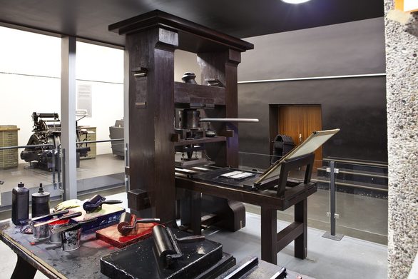 Rekonstruierte Druckerpresse im Gutenberg-Museum Mainz