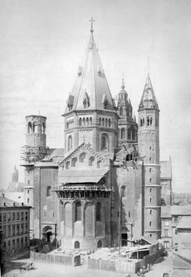 Ostseite des Domes, vor 1879 aufgenommen