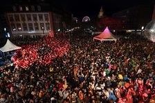 Rosenmondnacht auf dem Schillerplatz