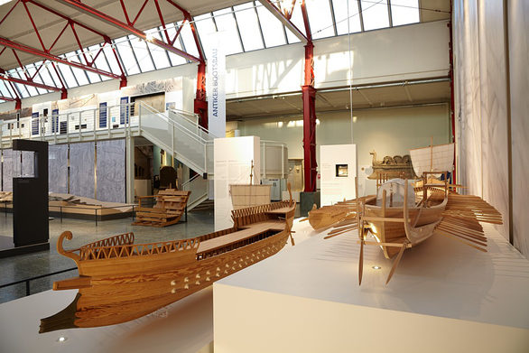 Modelle im Museum für Antike Schifffahrt