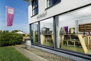 Der Garten des Weinguts &copy; Weingut Paulinenhof