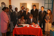 Unterzeichnung der Vereinbarung Mainz-Kigali 2007